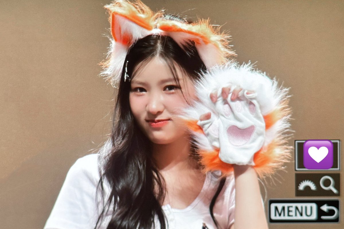 쥬니 tweet media