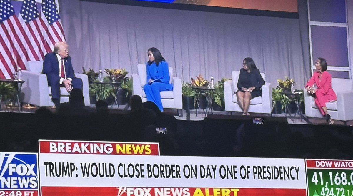 atensnut's tweet image. Brett Baier is a dickhead.  His negative comments about Trump are worse than they were when I stopped watching Fox.  

I happen to stay on Fox after Trump’s exit from the NABJ panel.   Won’t do that again.