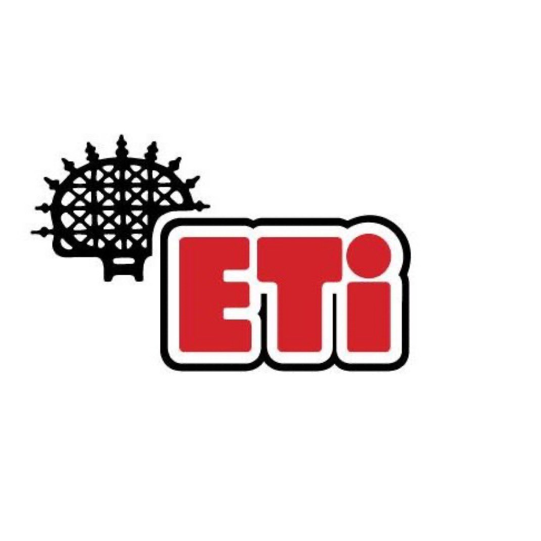 fatiheryilmaz0's tweet photo. Çocuk denecek yaşlardaydım. FETÖ’ cü hınzırlar Eti’ de domuz yağı olduğunu söyleyip Ülker’ in “müsbet” olduğu propagandasını yapıyorlardı. 

Eğer domuz yağı olsa bu Haçlı hizmetlarları hamuduyla götürürdü dedim ve o günden beri daima ETİ’ yi tercih ettim, tavsiye ettim.

15 Temmuzdan sonra FETÖ’ nün, ETİ’ den haraç istediği ve alamadığı ortaya çıktı. Bunların dininin paraya göre değişeceğini bildiğimden hiç şaşırmadım ve isabetli kararım için kendimi takdir ettim. 

Türkiye'nin en zengin insanı olan Murat Ülker, devlete son 3 yılda vergi hiç ödemezken, ETİ sadece son 3 yılda 1.3 milyar vergi vermiş. 

FETÖ’ ye para indirip devlete vergi vermeyenleri lanetliyor ve alış veriş yapmıyorum. Siz de yapmayın. Eti’ ye şükranlarımı sunuyorum ve alış verişimi Eti’ den yapıyorum. 

Bir bisküviden ne olur demeyin. Size atılan mermi de olur. Oğlunuza, kızınıza maaş/ istihdam da olur.