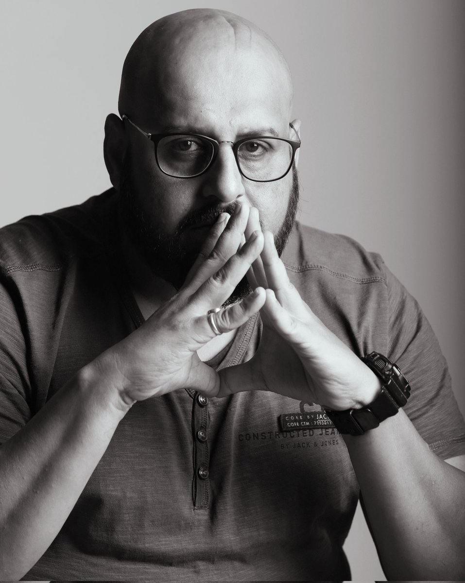 Hydrabadwala's tweet photo. Concept shoot by Ace photographer
Mrs Rupali Talan
Different moods of a director behind the camera
#HasnainHyderabadwala #photographer #behindthescenes #behindthephoto #filmdirector #filmdirectorslife #behindthecamera #webfilmdirector #lightscameraaction https://t.co/fsKiQCDEeQ