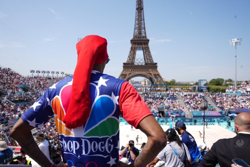 🇺🇸 Watchin squad volleyballin #FollowTheDogg 

📸 <a href="/therealdahdah/">Dah Dah</a>