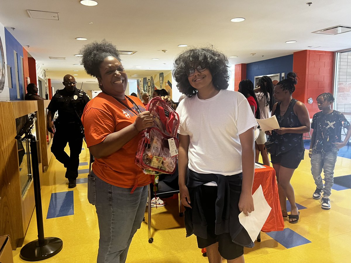 Leighann Blackwood, LMSW (@lblackwood_lmsw) on Twitter photo Had such a great time welcoming our new and returning Royal Lions during Open House for <a href="/JLewisInvictus/">JLewisInvictus</a> 🧡💙 it’s going to be a great year!! #APSDayOne Had such a great time welcoming our new and returning Royal Lions during Open House for <a href="/JLewisInvictus/">JLewisInvictus</a> 🧡💙 it’s going to be a great year!! #APSDayOne