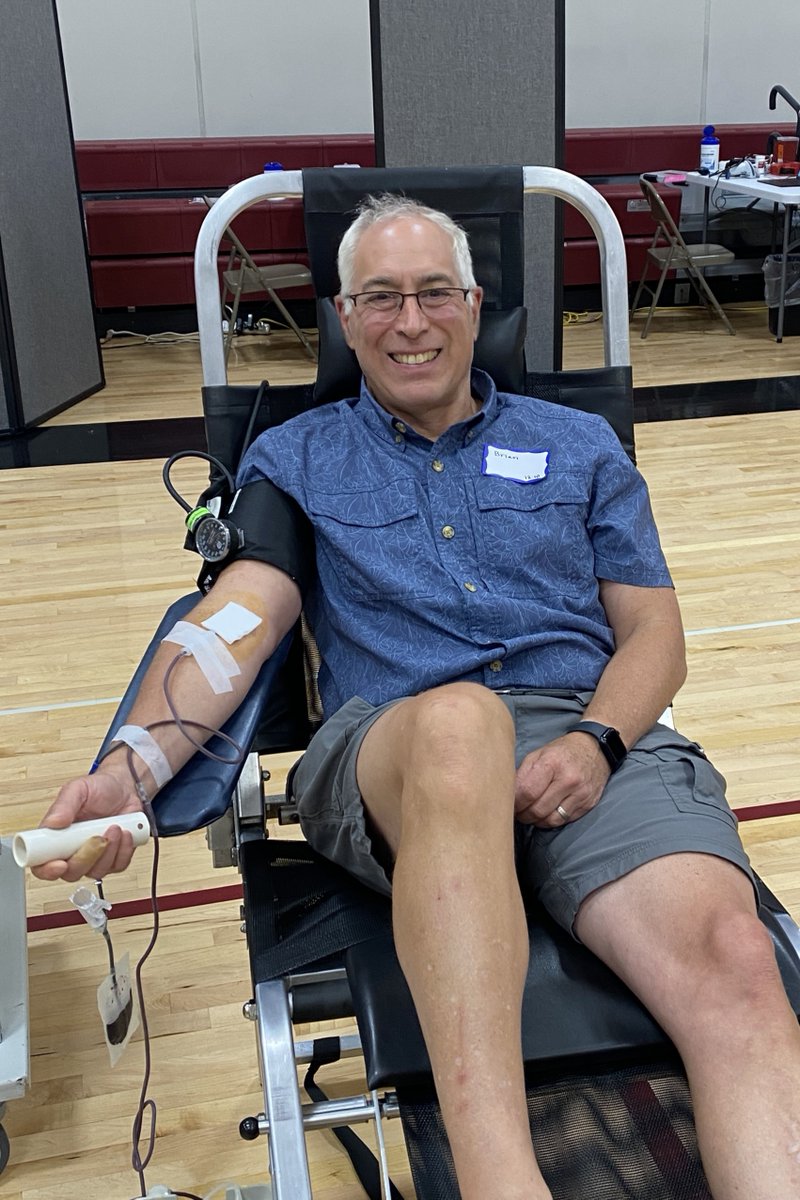 briancohn4mn's tweet photo. Thank you to the Lakeville Chamber of Commerce, Lakeville Rotary, and the city of Lakeville for organizing the blood drive this week. https://t.co/n2scq2oCYj