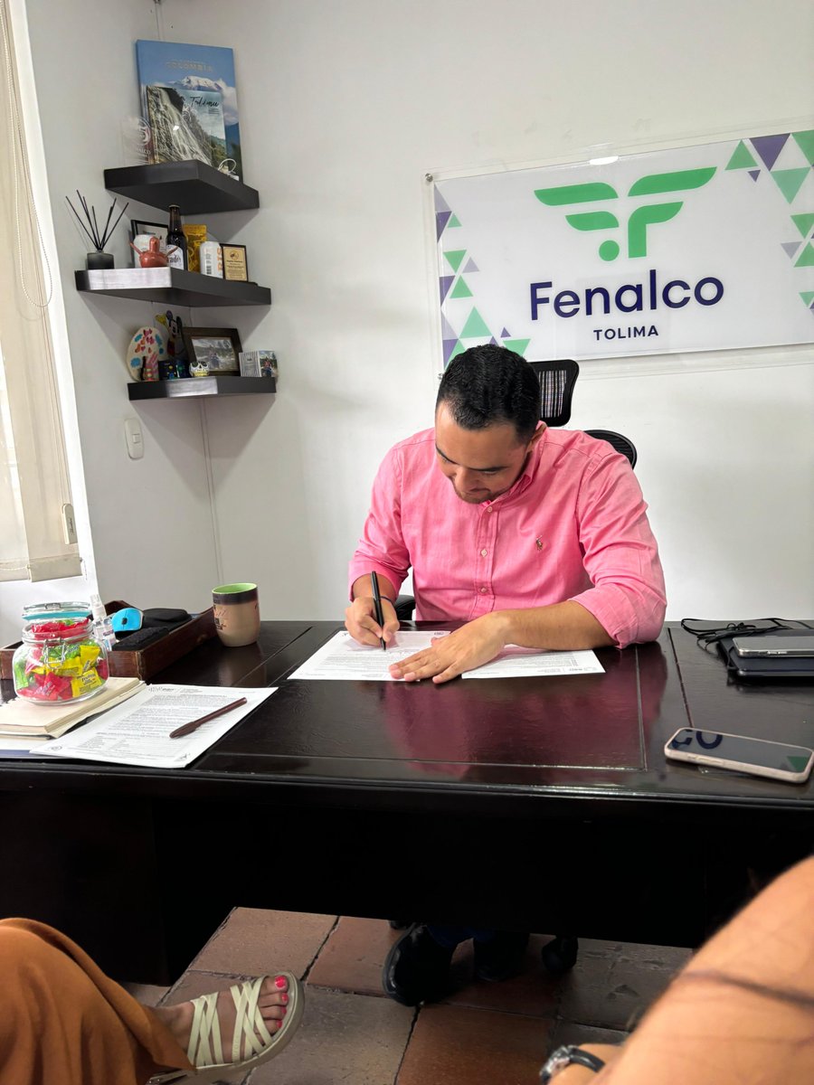 Junto a la Universidad EAN nos unimos en convenio para traer a Ibagué y ofrecer facilidades de estudio en MBA y Especialización en Inteligencia Comercial y Mercadeo.
Estamos fortaleciendo el desarrollo profesional y académico en nuestra región.
#FenalcoTolima #UniversidadEAN