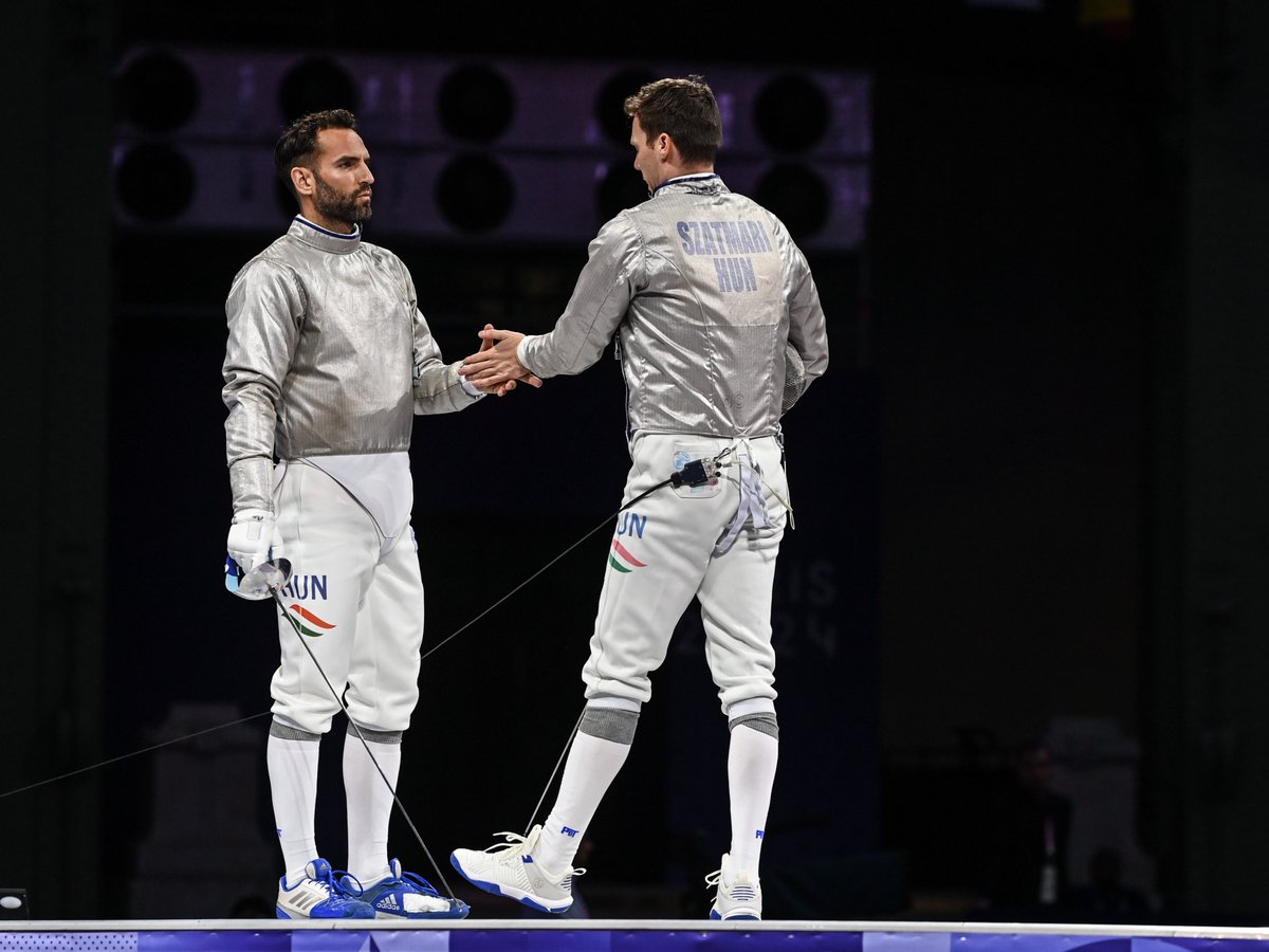 FIE_fencing's tweet image. Team Hungary🇭🇺 takes the silver🥈👏

@Paris2024 @Olympics @Korea_Olympic
#fencing #RoadToParis #OlympicGames #Olympics #Paris2024
📸 ©️ FIE 2024/Augusto Bizzi &amp;amp; Eva Pavia