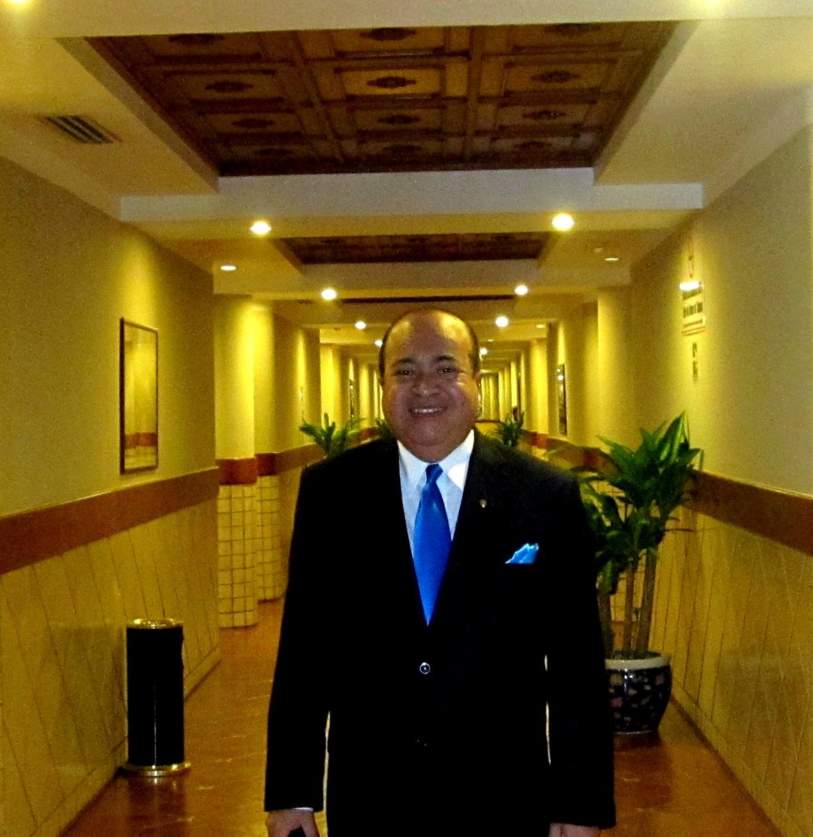 arclave's tweet image. La coherencia e integridad son factores fundamentales para un liderazgo inspirador y transformacional.Aquel líder que actúa como predica, que es constante  en sus convicciones, se ganará toda la confianza, credibilidad, respeto, legitimidad y admiración.