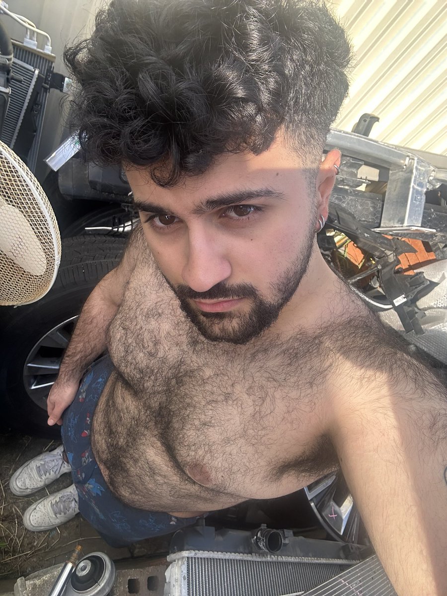 hairyblur's tweet photo. I mean…. it’s true.. https://t.co/yQ4Rz1PaL0
