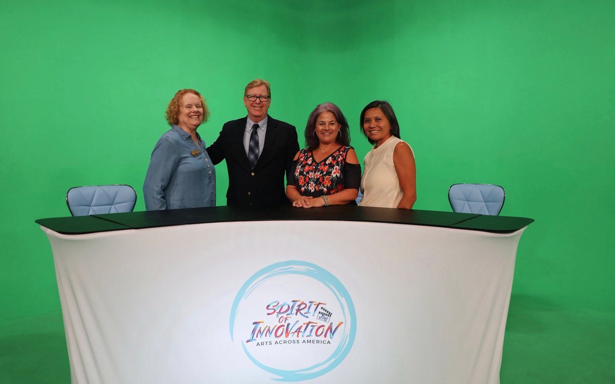 Meet our incredible guests joining us on this month’s Community Roundtable where we are highlighting nonprofits 🌟 
Beverly Webb, the current president of the Temecula Valley Women’s Club🤝❤️ 
Ivy Kirshberg, the Co-Founder of A Place for All Pieces🧩💙 #JDSFamily