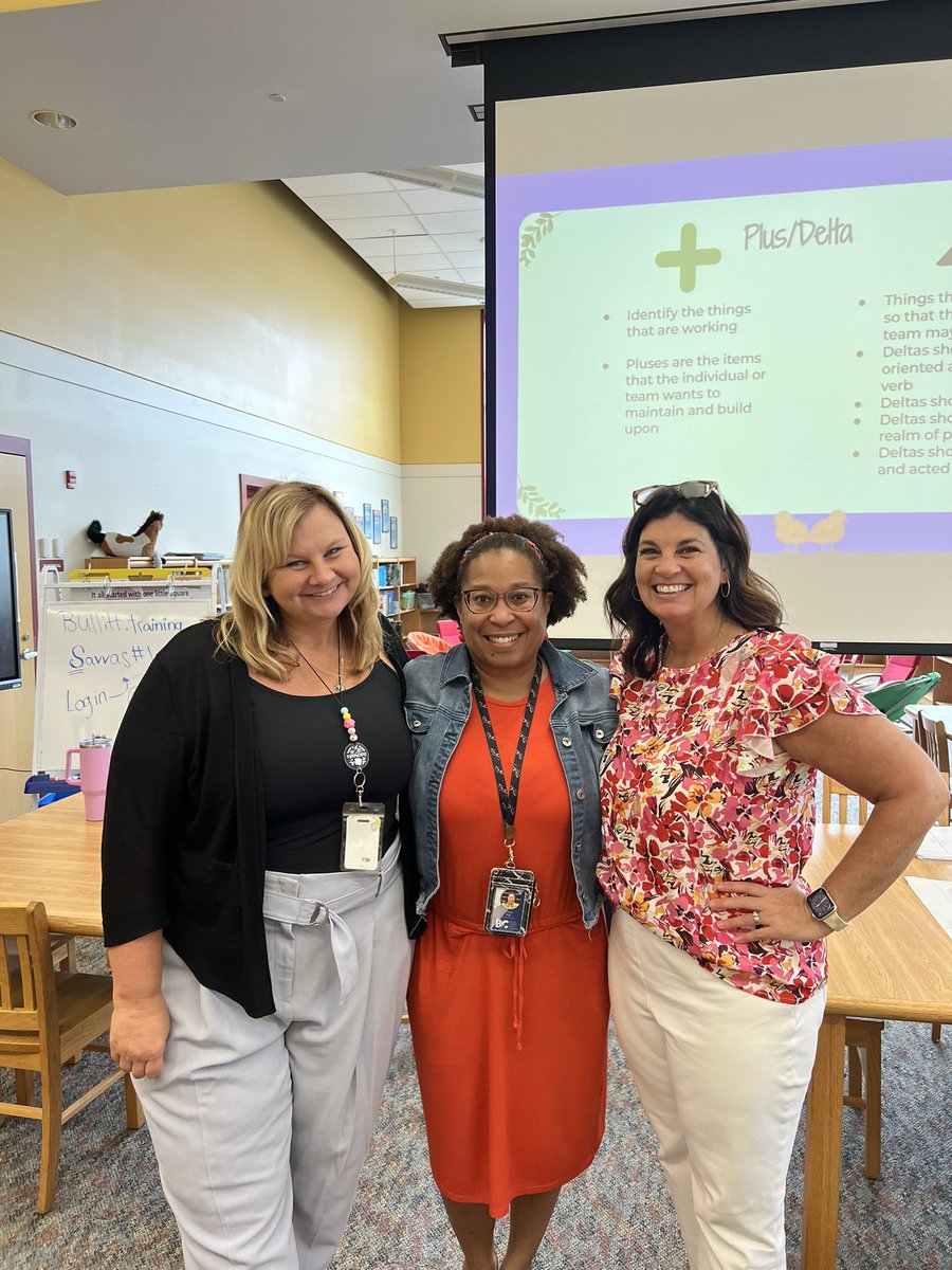 Grateful to kick off year three w/ a return to <a href="/OESMustangs/">Overdale Elementary</a>! It was a great day to math! 🧮 🐥🐥 #edchat #math
