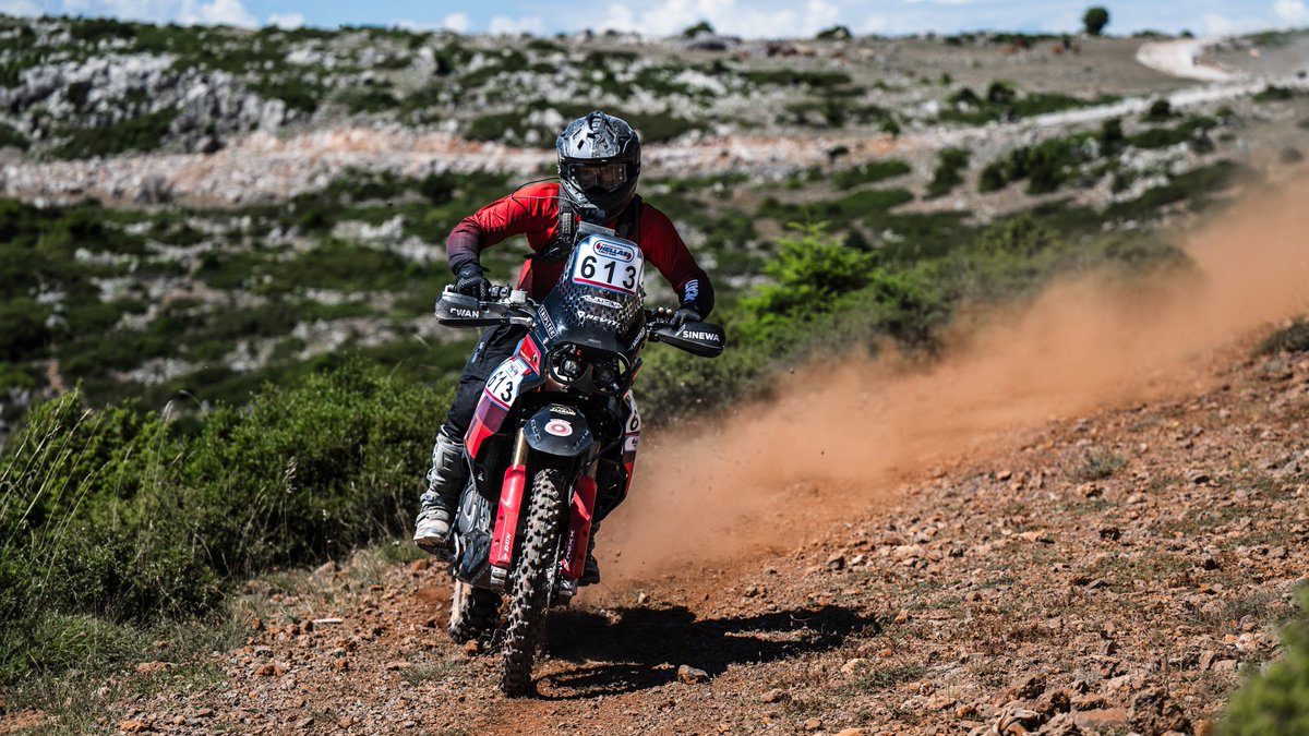 charlysinewan's tweet photo. La cuarta etapa del Hellas va a estar accidentada y las consecuencias, serán fatales. Ya tenéis capítulo en Rally Sinewan. Os leo los comentarios.
https://t.co/DwOLkjGOMI
Photo by Action Graphers
#charlysinewan #rallysinewan #desertxrally #hellasrally #desertx #dreamwilder https://t.co/DDS2X3wFzB