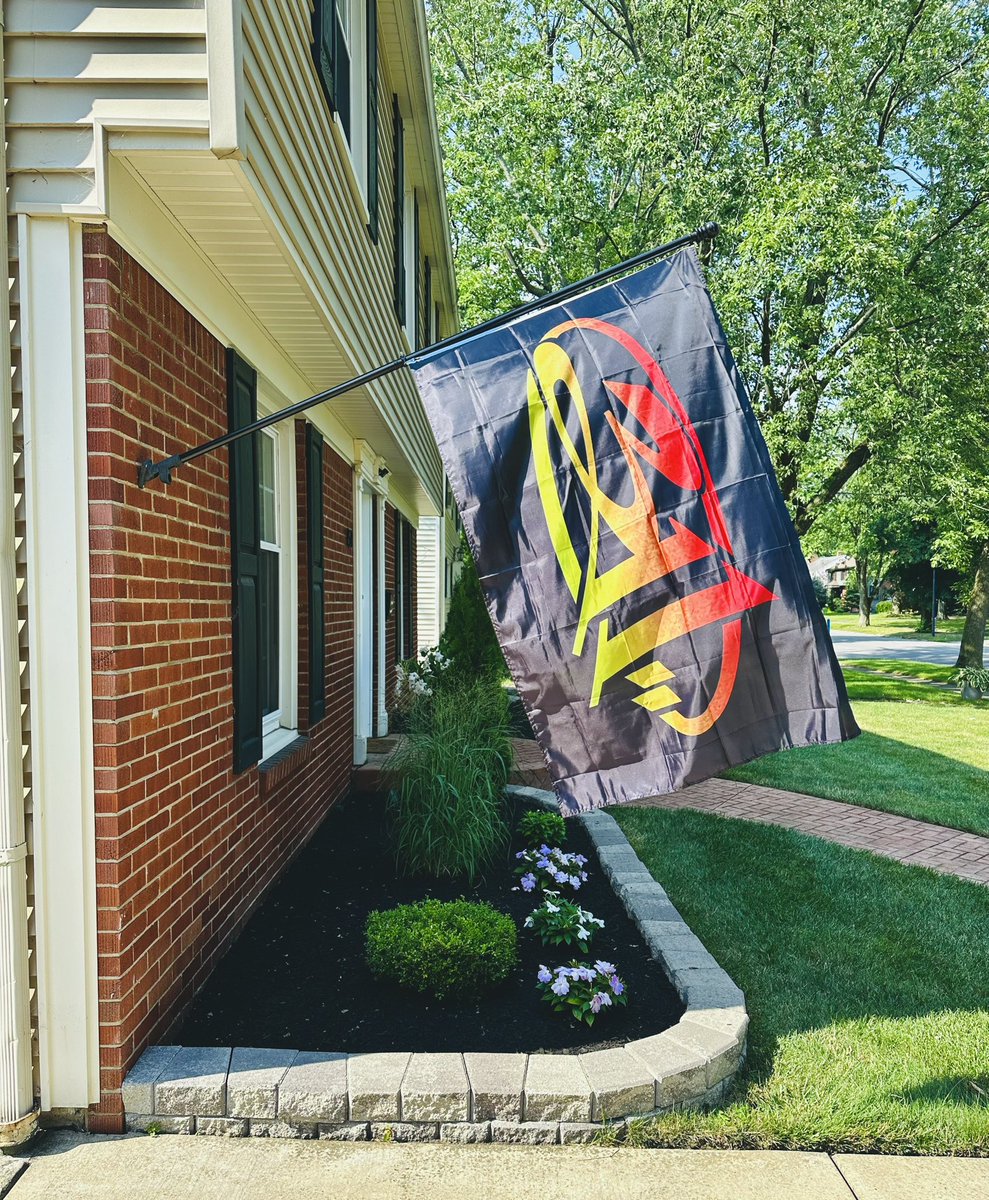 Can’t wait for <a href="/311/">311</a> tonight at the <a href="/fallsviewcasino/">Niagara Fallsview Casino Resort</a> , had to make sure the neighbors knew who was in town….