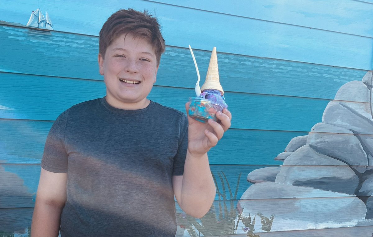 HistoryWithHolt's tweet photo. We made a BINGO! Thanks, @SchindewolfKISD for the fun! Traveled outside of @kleinisd (2 countries, 7 states, 4 provinces), adventured a 6680 mile road trip, sweet treats, took selfies with the family, visited the beach, and rollercoasters at Canada’s Wonderland. #sissummer24 https://t.co/av60HU9PRu