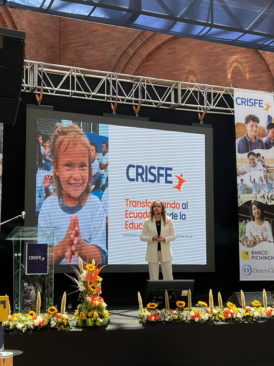 cordilleratec's tweet photo. 🤝Alianzas Interinstitucionales
Felicitamos a la @fundacioncrisfe por sus 30 años de fundación y agradecemos la invitación de su directora ejecutiva @mariabrownp al evento “Transformando al Ecuador desde la educación”. Y a los becarios que confían en nuestra excelencia académica. https://t.co/iOEz4ANBSf