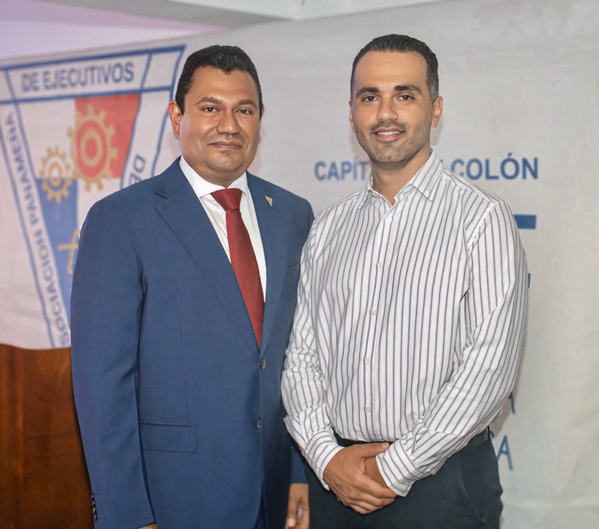 ¡Celebrando el éxito de mi amigo
<a href="/RojjasDaniel/">DanielRojas</a>, nombrado Ejecutivo del Año 2024 por <a href="/ApedeColon/">APEDE Capítulo de Colón</a>! 
Eres un verdadero ejemplo de liderazgo y determinación...
