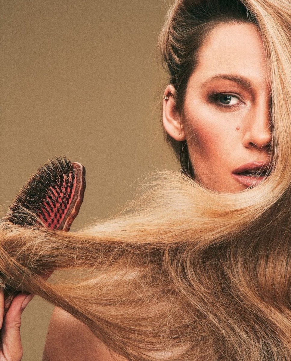 PopBase's tweet photo. Blake Lively launches haircare line called Blake Brown Beauty. https://t.co/btytnEsLJL