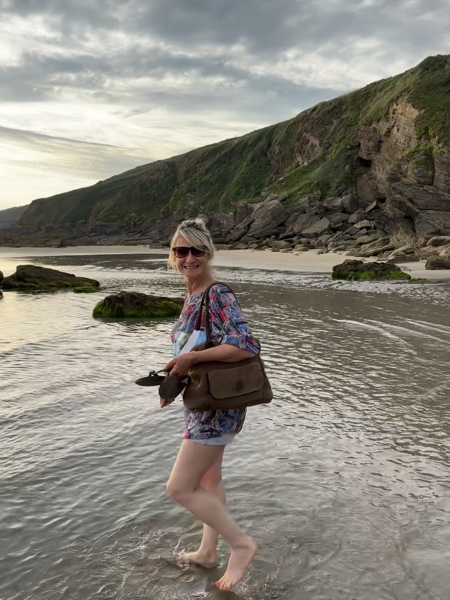 Louise Wright tweet media