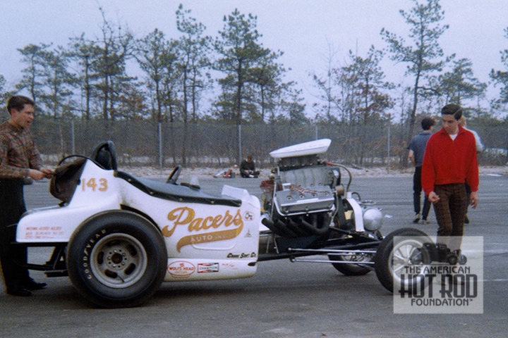 AmerHotRodFdn's tweet image. PHOTO OF THE DAY
𝚆𝚎𝚍𝚗𝚎𝚜𝚍𝚊𝚢, 𝙹𝚞𝚕 𝟹𝟷, 𝟸𝟶𝟸𝟺

The "Tasmanian Devil," owned by Pacers Auto located in Oceanside, New York, is seen in the pits at an unknown Long Island track in this shot dated April 1967. (SCH_070)

Read more: ahrf.com/historical-lib…