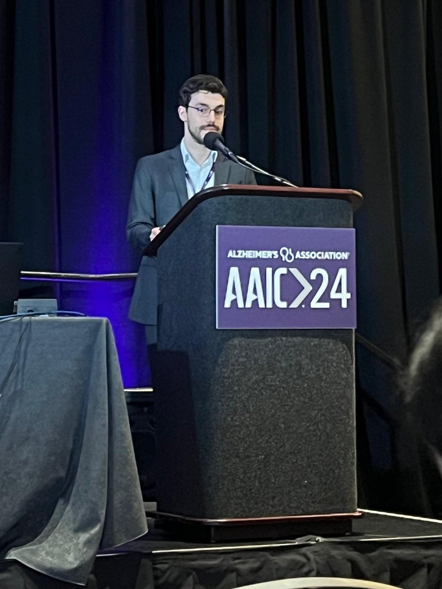 Raphael Castilhos (@raphacastilhos) on Twitter photo Great presentation by Álvaro Franco about early menopause as a risk factor for dementia! #AAIC24 <a href="/alzassociation/">Alzheimer's Association</a> <a href="/erzimmer/">Eduardo Zimmer 🦋</a> <a href="/HCPA_/">HCPA</a> Great presentation by Álvaro Franco about early menopause as a risk factor for dementia! #AAIC24 <a href="/alzassociation/">Alzheimer's Association</a> <a href="/erzimmer/">Eduardo Zimmer 🦋</a> <a href="/HCPA_/">HCPA</a>