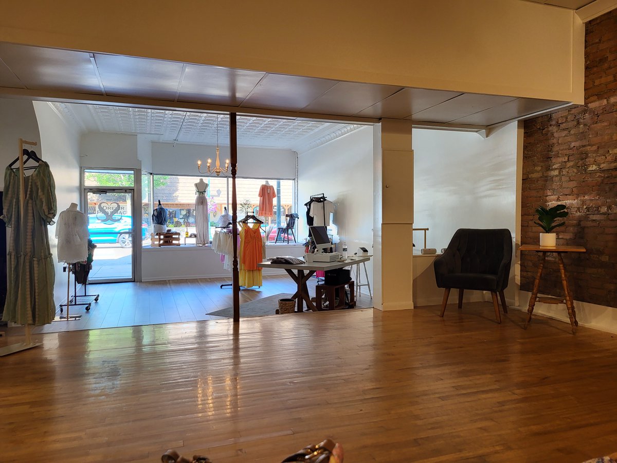 New clothing store offers ‘sassy’ selection; Kretschmann eager to give women personal shopping experience - newmedia-wi.com/content/new-cl…