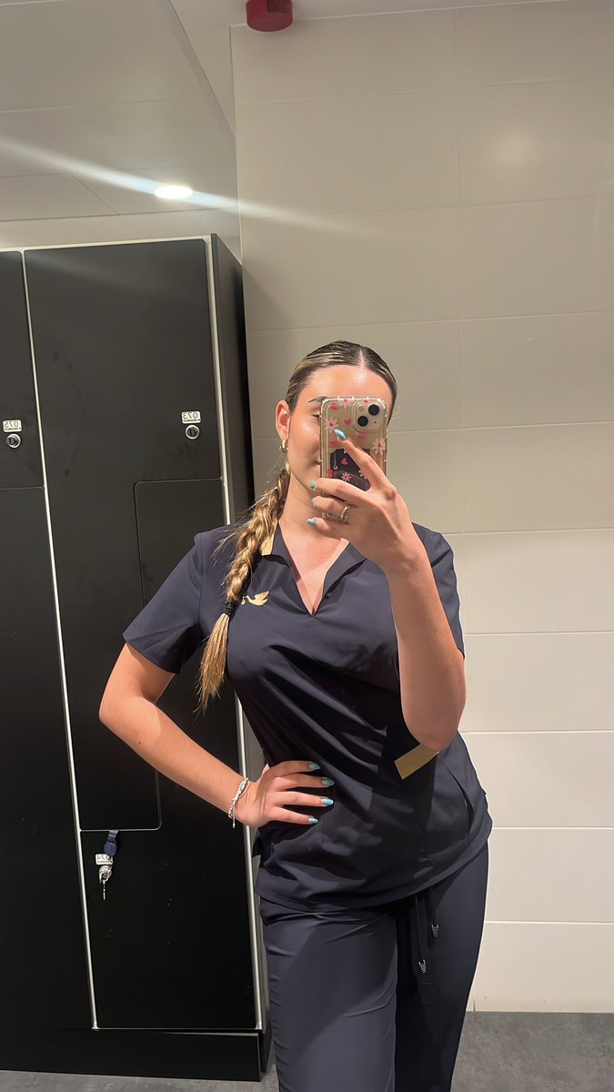 erikaharoo's tweet photo. Resumen de mi verano 👩🏻‍⚕️ https://t.co/fQaRMletjV