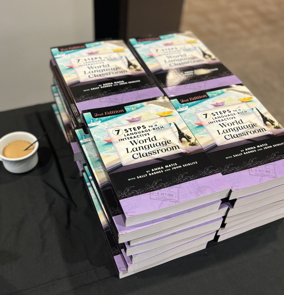 AnnaTeachesMLs's tweet photo. #7StepsWL and #7StepsASL launched in Houston today! We are so honored to do this work and get teachers ready to elevate the language in classrooms π https://t.co/8Ol829zBXG