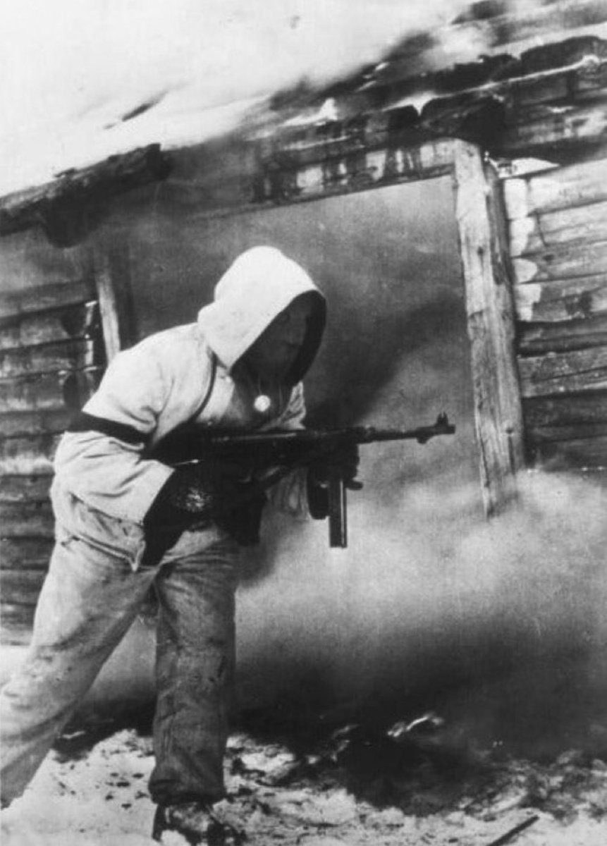 PARAFICTION_'s tweet photo. There are wars going on that you know nothing about, under your very nose. Perhaps your house is an important objective, or a target to be flattened in the process. https://t.co/uo5omi28xz