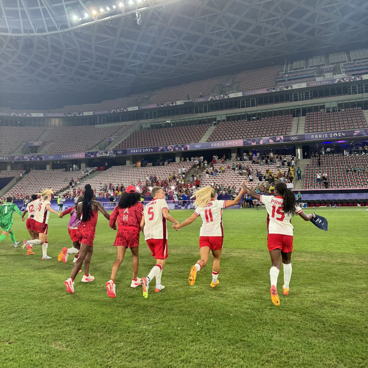 CANWNT tweet media
