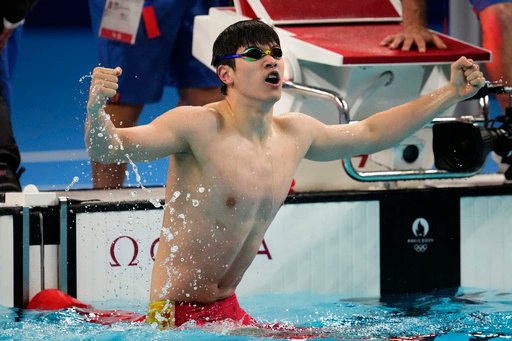 Deu notes del D 5 #JJOOParis2024

1) Sort que la piscina és lenta! 
Inversemblant, epustuflant, inimaginable... 
Els adjectius es fan petit davant com ha nedat Pan Zhanle CHN als 100 lliure: 46.40, plusquamperfet rècord del món, el primer que cau, un rècord "a la Bolt".