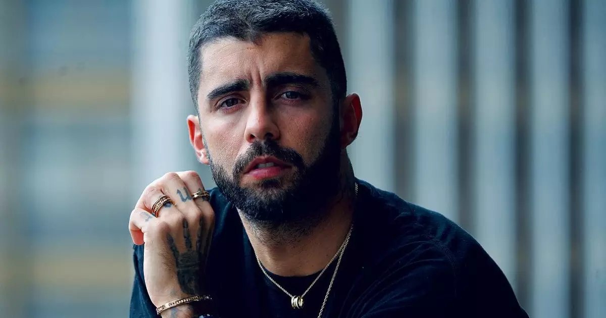 O surfista Pedro Scooby foi às redes sociais para expor uma preocupação com a arbitragem do surfe olímpico em Teahupo'o. Em um vídeo, Scooby compartilhou que o juiz apontado por prejudicar Gabriel Medina nas Olimpíadas de Tóquio está presente no time de jurados deste ano.