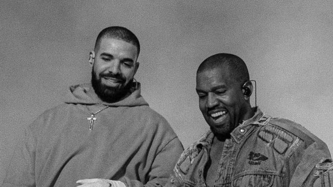 apollovwrld's tweet photo. Kanye West’s influence on your favorite artist.

🧵A Thread: https://t.co/GmjBIrpo1v