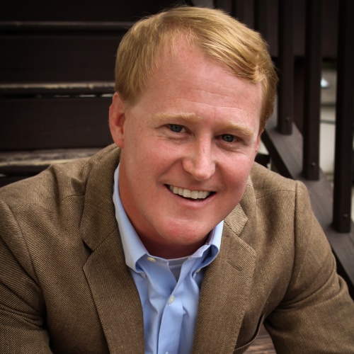 John Ozier '98 used to top the pole vault standings back in the day. Now his musicians top the charts across a number of genres. Hear why he thinks pop music is on the rise in Music City. bit.ly/3SuyfRj #wherearetheywednesday