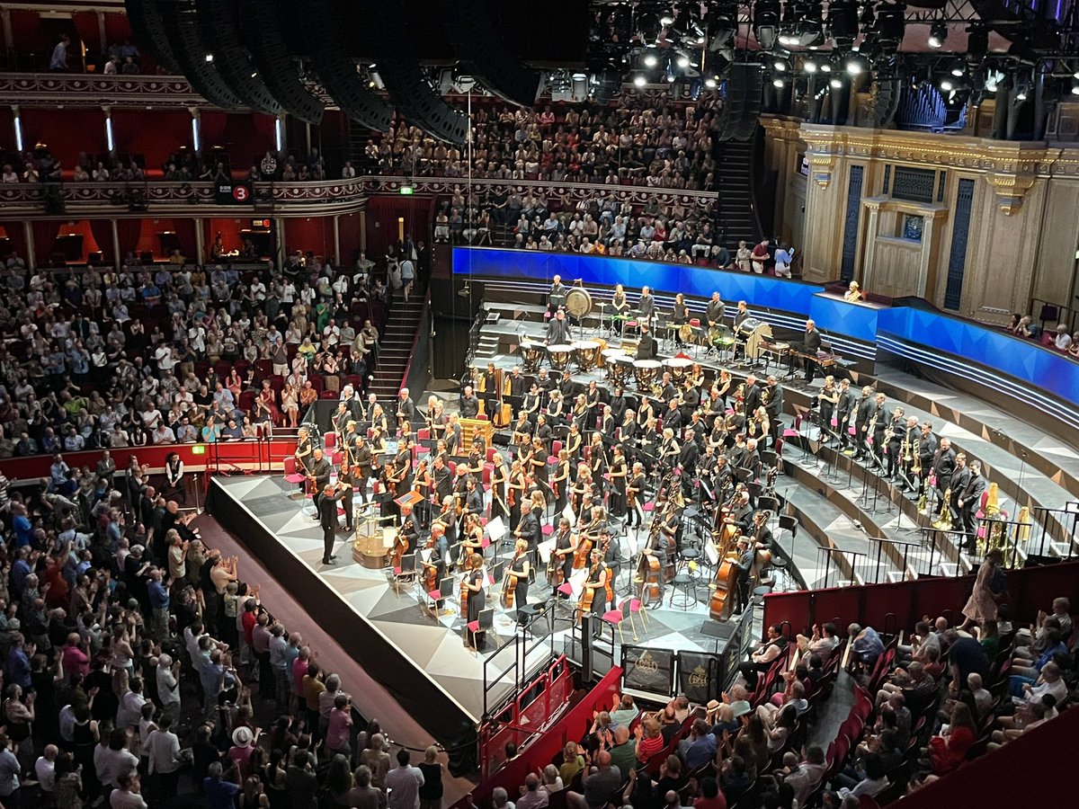 Shostakovich 4 at the Proms. Fantastic.