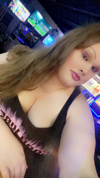 😘😘😘 https://t.co/NpZT1ahBcj