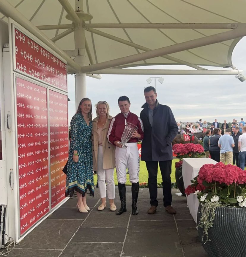 bpowell13's tweet photo. Well done to @Hamilton95T on winning the Amateur Maiden @Galway_Races on Shoda for @JosephOBrien2 . His last ride before heading to Australia on Monday. One of the nicest guys you could meet, and a brilliant rider with over 200 winners. Great that his family got to see it. 👏🏻👏🏻👏🏻 https://t.co/iAVUHmnf51