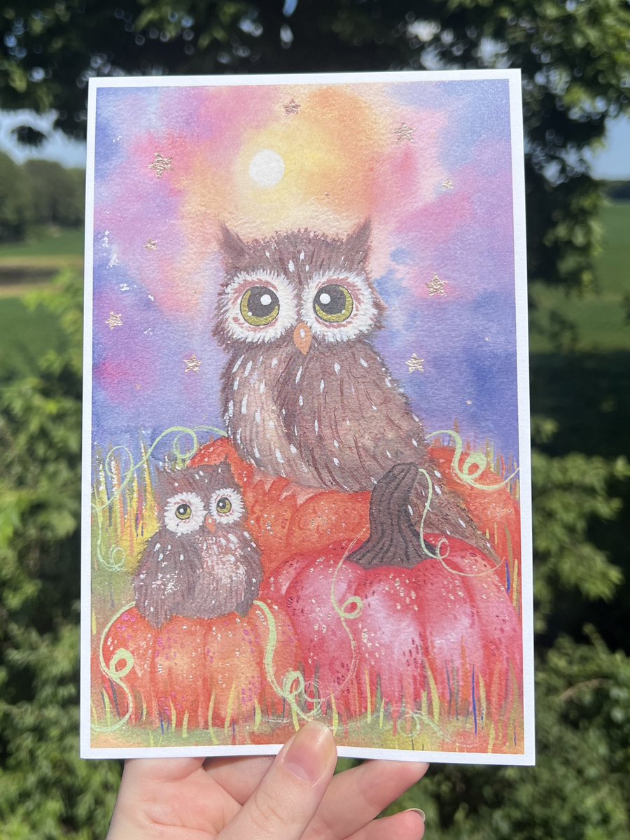 Prints are here! 😍💖🫶🏻✨ 
(No editing, just sunlight 🌞)