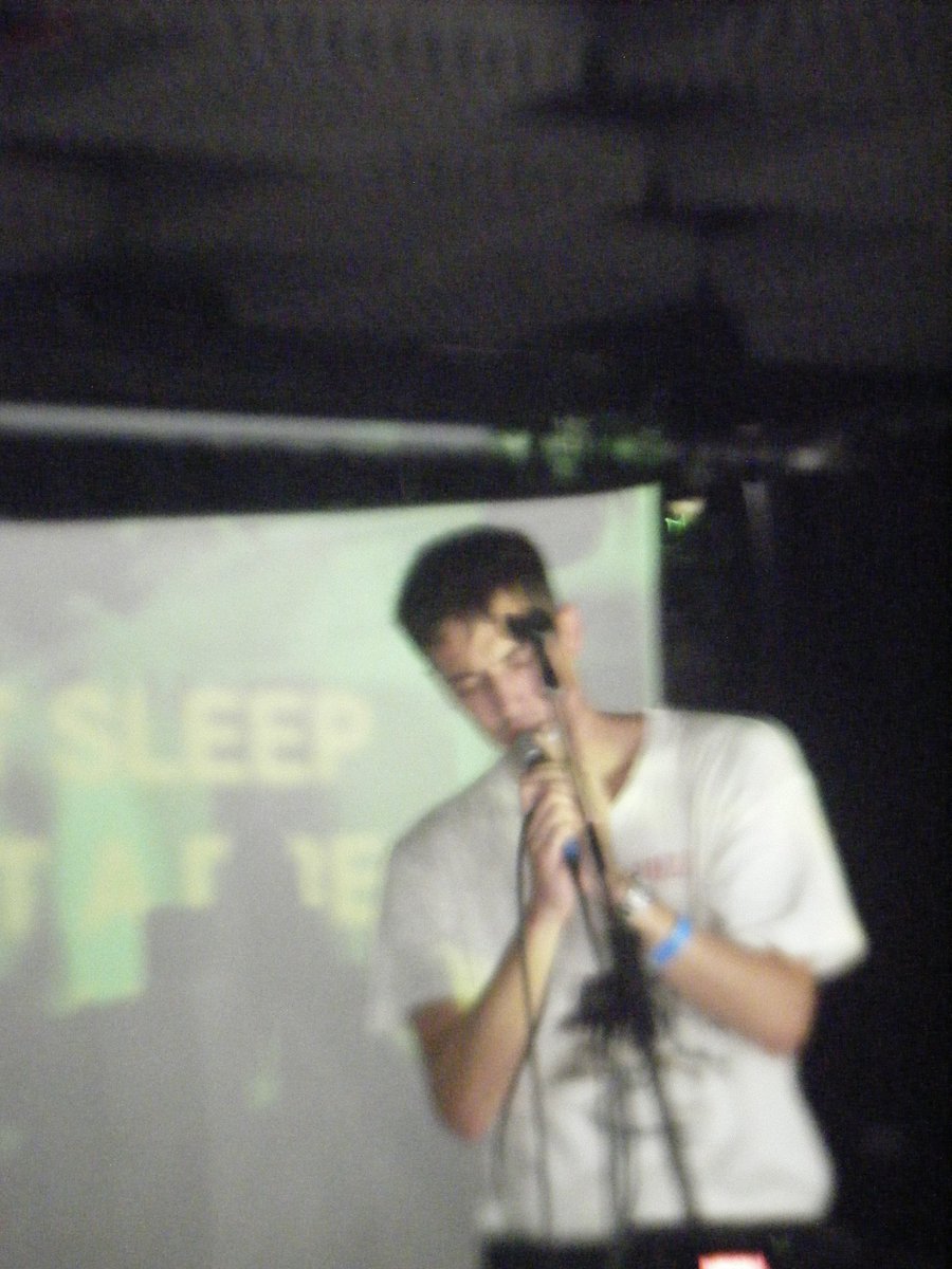zoasgf_'s tweet photo. enjoy my digital cam pics x @iameden #eden #edenpopup2024 https://t.co/Zib4DVXVhw