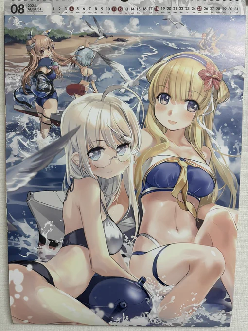 8月になりました。マ……ママ…フレッチャーママ…!水着フレッチャー、ヘイウッド、ジョン、サムと謎の2人カレンダー!アメリカ艦の水着は…最高ですね(ガクッ 