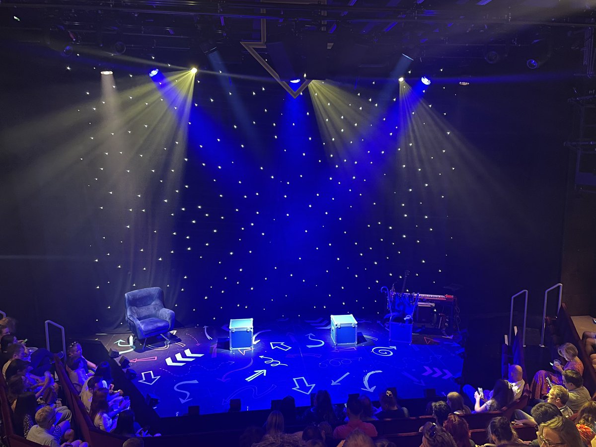 CTUfudgey's tweet photo. Well done @mischiefcomedy - an excellent ‘Mischief Movie Night’! It was great to see it live in person again with the family - ‘Eton Mess’ - a horror set at Eton College, involving horses and elephants 🤣 🐴 🐘. Recommended for 12+ - how did Mr. Johnson finish his film noir bit? https://t.co/tUyyGDVfri