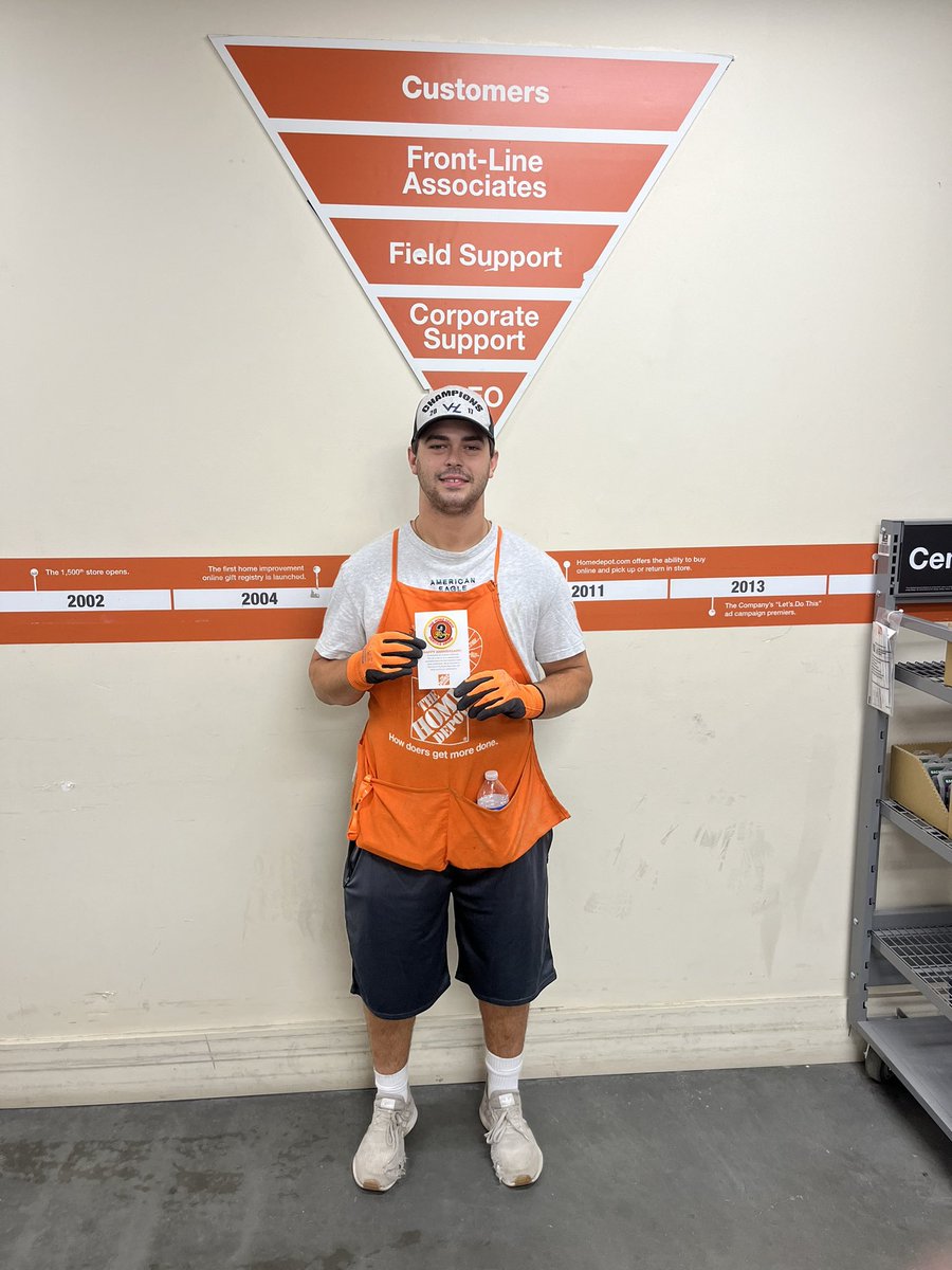 Home Depot Reading tweet media