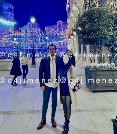 TheWayandThruth's tweet image. LUCIENDO LO ROBADO… del HUACHICOL
Así presume sus viajes por el mundo Íker Andoni de Andiaga, uno de los principales huachicoleros de @Edomex
Se dice empresario, pero roba combustible de ductos de @Pemex 
Presume protección d @FGRMexico y @FGR_EdoMex

Más imágenes #C4EnAlerta