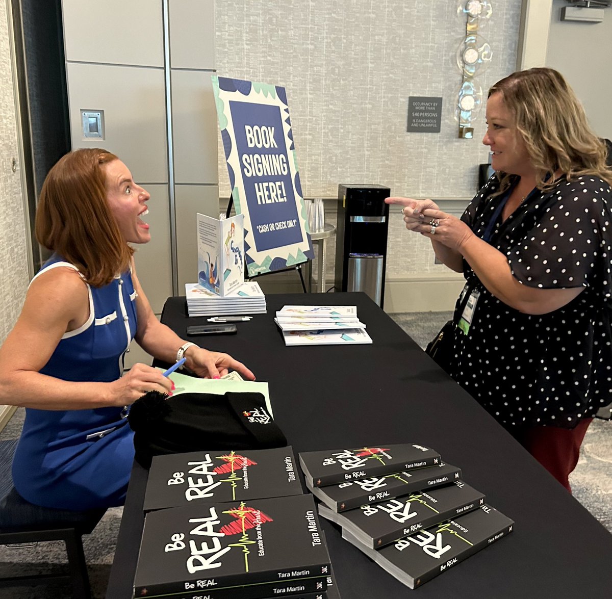 Tara M Martin tweet media