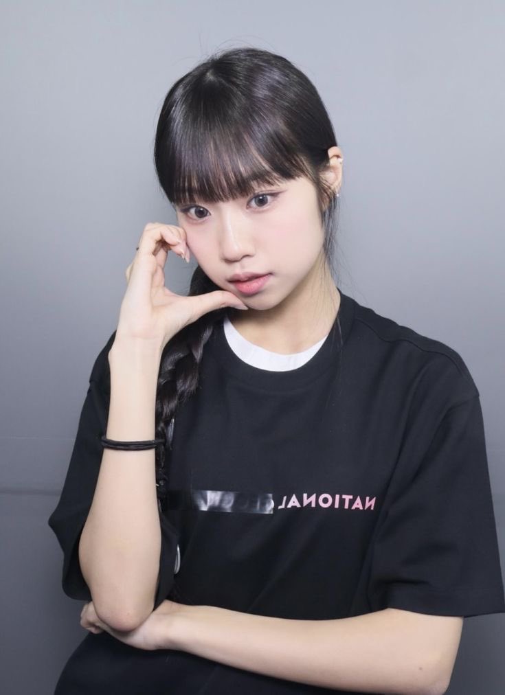 jungeunlomll's tweet photo. 🫡 https://t.co/jfuSLoGopQ