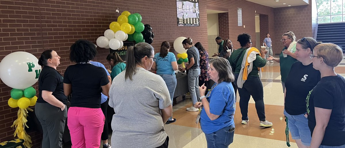 JRittmueller's tweet photo. First day with my staff as Assistant Principal of Prairie Vista Middle School!!! We were Soda-lighted to see them!! #EMSProud https://t.co/h7RTjldOIx