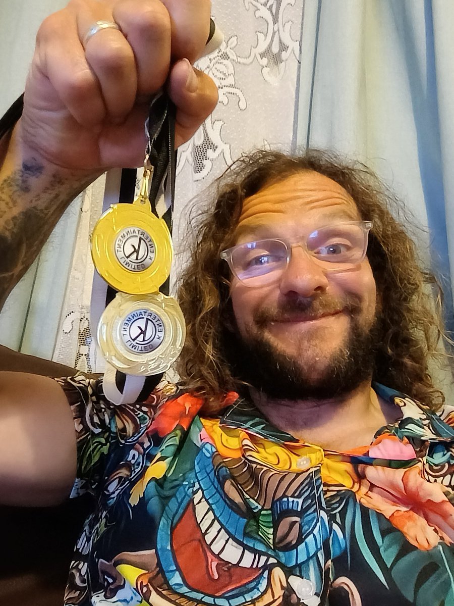 1934rabbit's tweet photo. Who needs a @Olympics medal when you can win crappiest #DadDancer and best #Tazan impression while on your family holiday by the #SeaSide #Olympics #Olympics2024Paris https://t.co/N9pzvcMG0W
