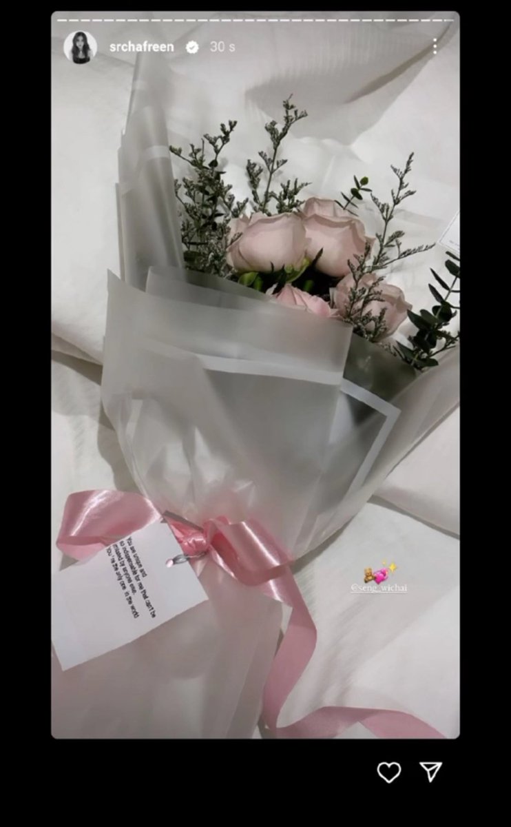 gwenchana0211's tweet photo. @Sarocha_080898 @soo_binn17 Love is love na ka. Buy in2it na ka. #freenseng #freensengisreal https://t.co/A9UvGJo5Pt