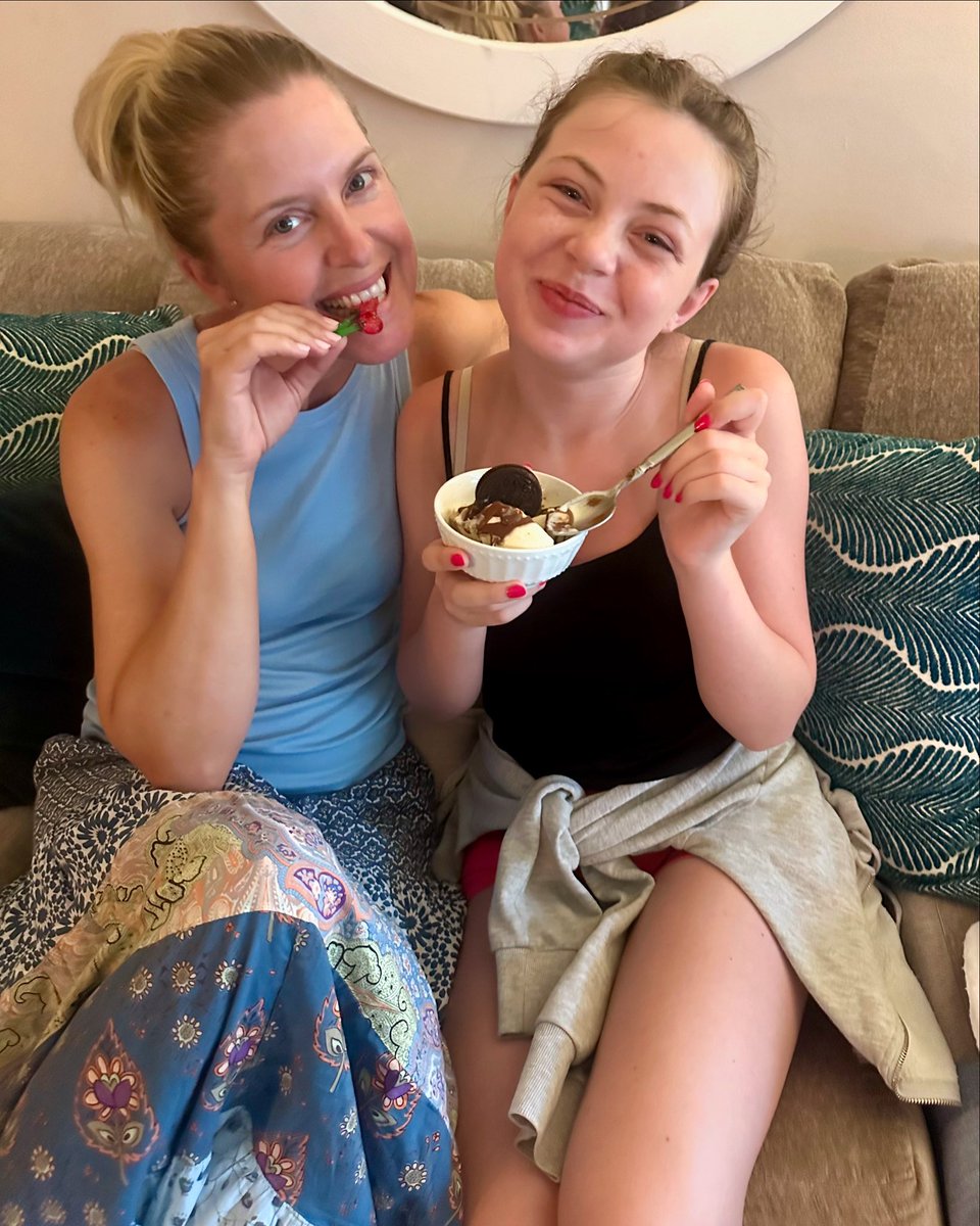 cjoellet's tweet photo. Had the best family visit earlier this month! My goddaughter, Clara (14yrs. old) visiting me in LA for the first time, and her first time in the United States!! She had a blast - and so did I, I must admit 💗🫶Je t’aime, cheri! xo https://t.co/qTXk6tvmxl
