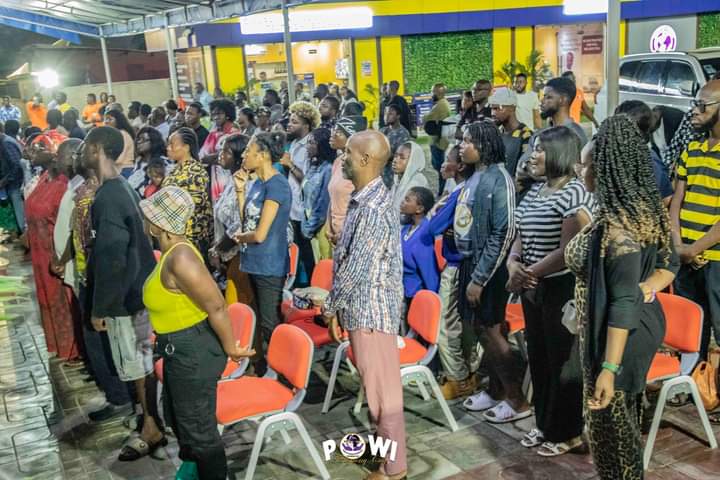 power_worship's tweet photo. Powerful #WOWWSERVICE service with our PAPA Prophet Daniel Amoateng. Join us #sunday for our #NextLevelWordExplosion 3 services.
1st service 8:00am
2nd service 10:00am
3rd service 12:15pm
God bless you. #POWI. #TESTIMONYCITY. https://t.co/HPw05briKX