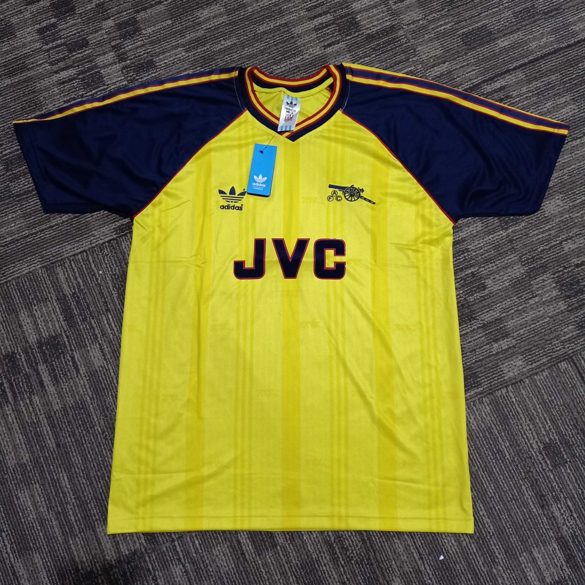 SixYardBox247's tweet photo. ARSENAL

DM to order! 

#arsenal #london #football  #soccer #england #futbol  #fifa #championsleague #premierleague #emirates #arsenalfc https://t.co/SgG0QF8q11
