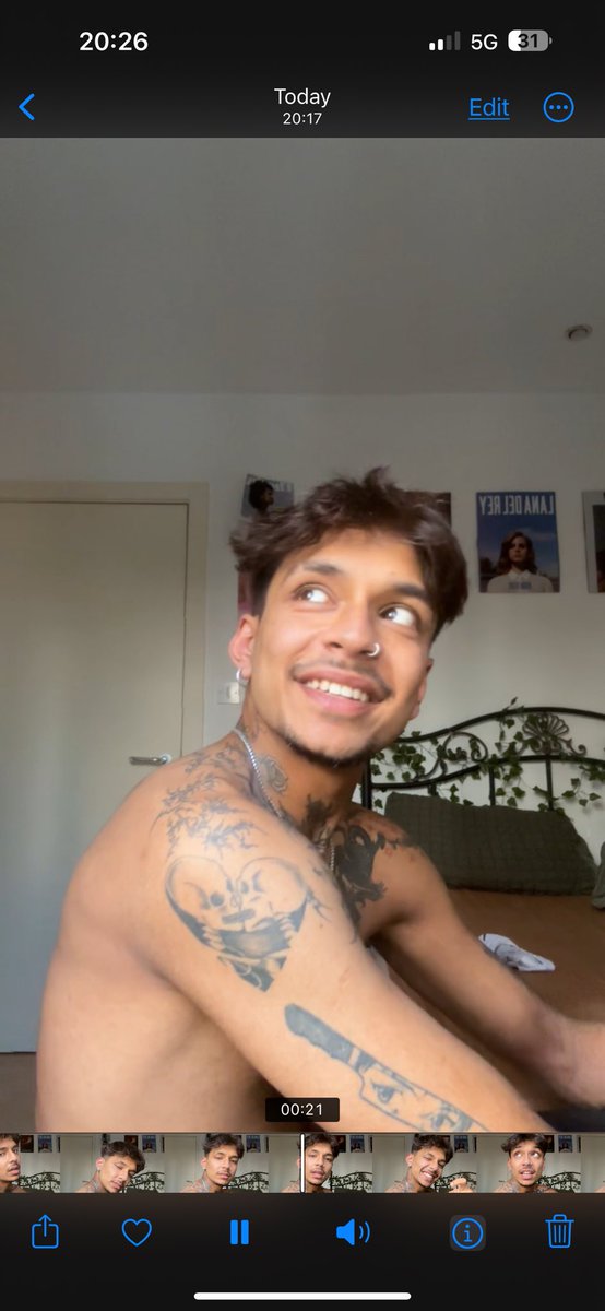 AbsGogna's tweet photo. Video stills again x https://t.co/sGOXyHjSgy