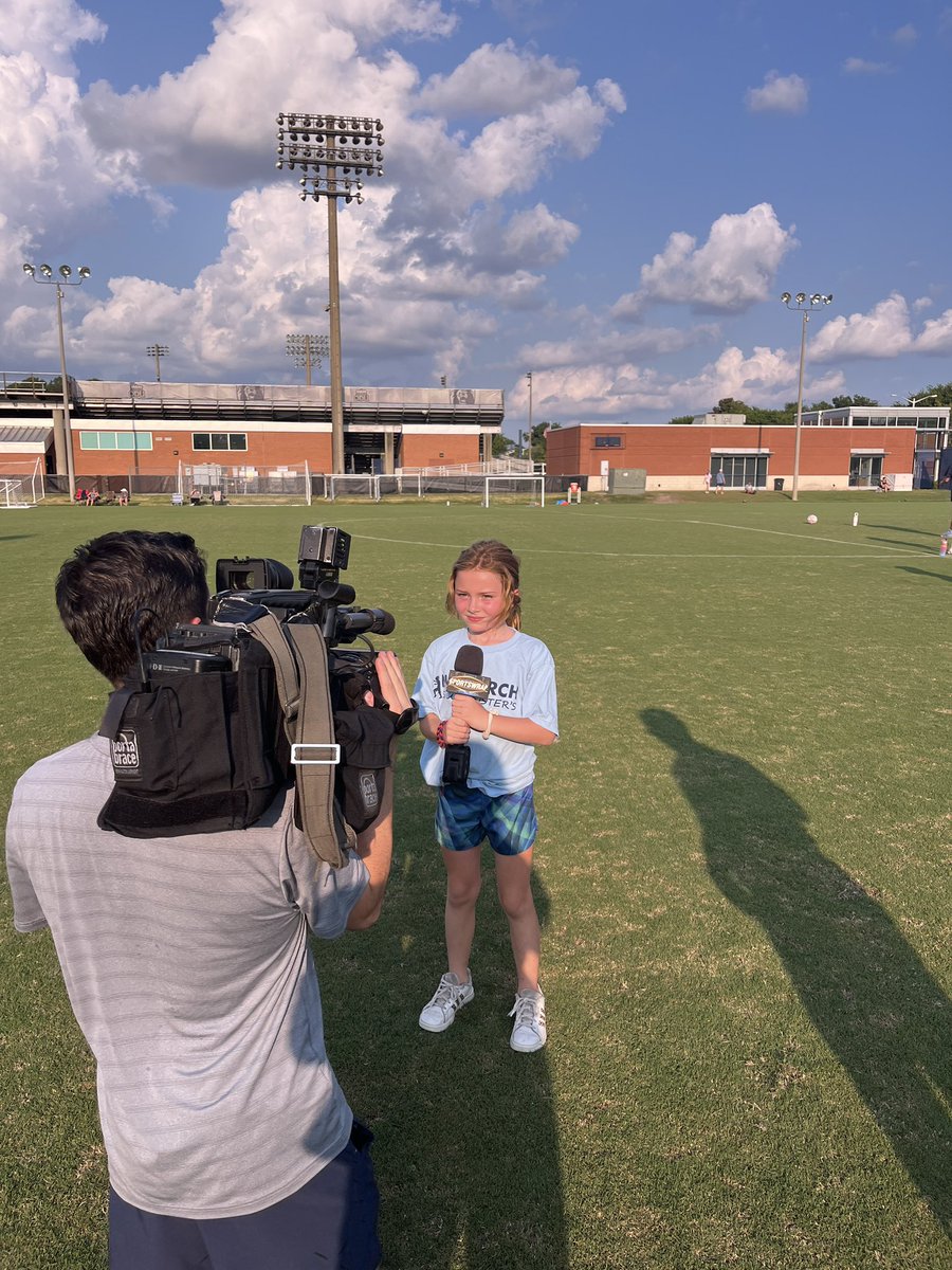 Elaine Smith tweet media